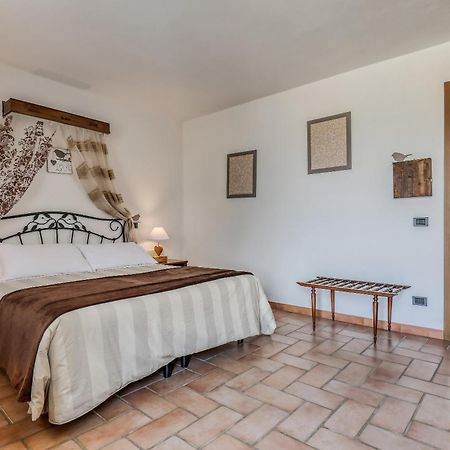 Ca' Del Monte Resort Serra del Monte Room photo